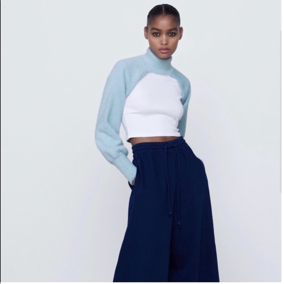 NWT ZARA Turquoise Faux Fur Arm Warmer - Picture 4 of 4